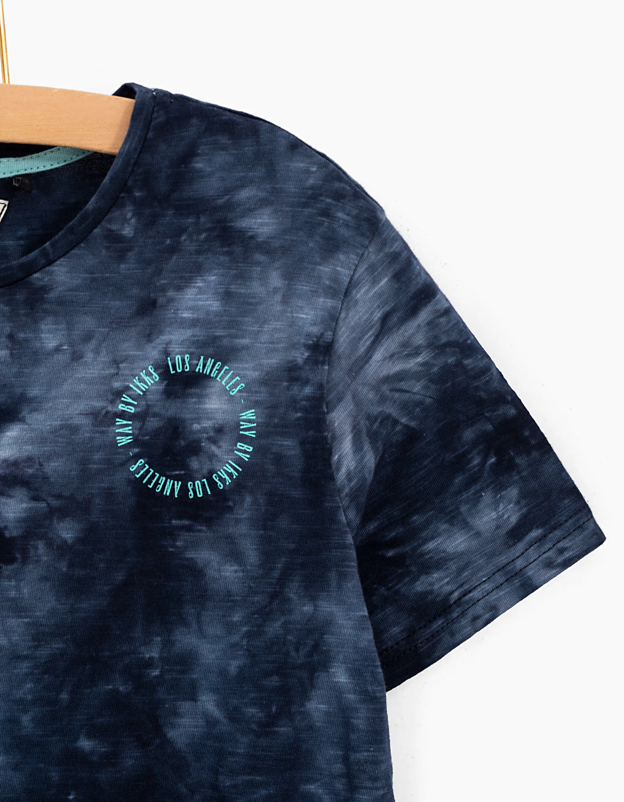 Tee-shirt navy avec effet tie and dye garçon 